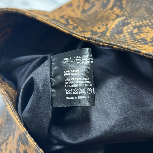 Veda Genuine Lambskin Leather Mini Skirt Python Snake Print Size XS - Picture 13 of 13